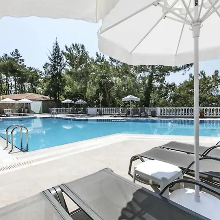 Apartamento Pine Villas & Kusadası