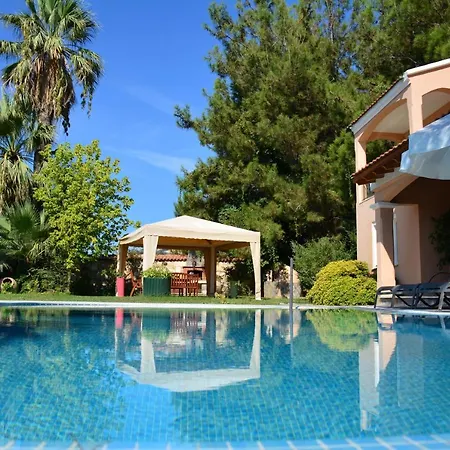 דירה Pine Villas & *